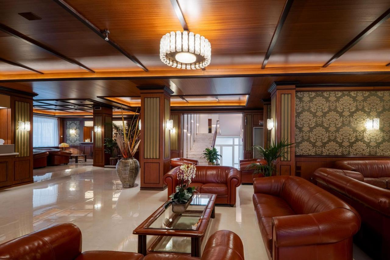 Hotel Delle Palme Lecce Zewnętrze zdjęcie