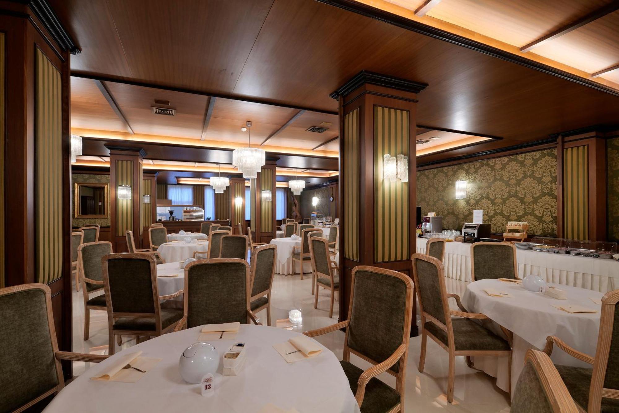 Hotel Delle Palme Lecce Zewnętrze zdjęcie