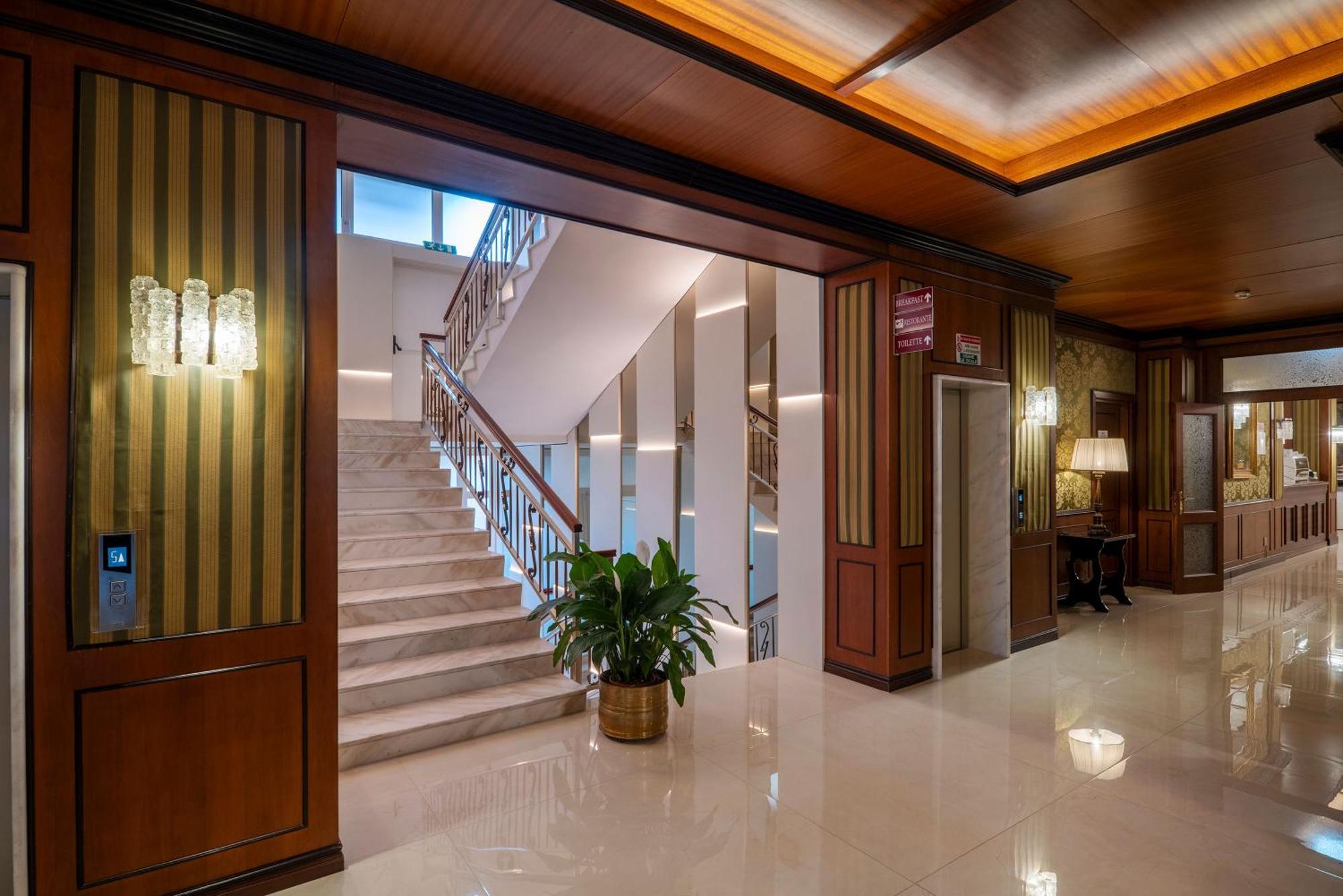 Hotel Delle Palme Lecce Zewnętrze zdjęcie