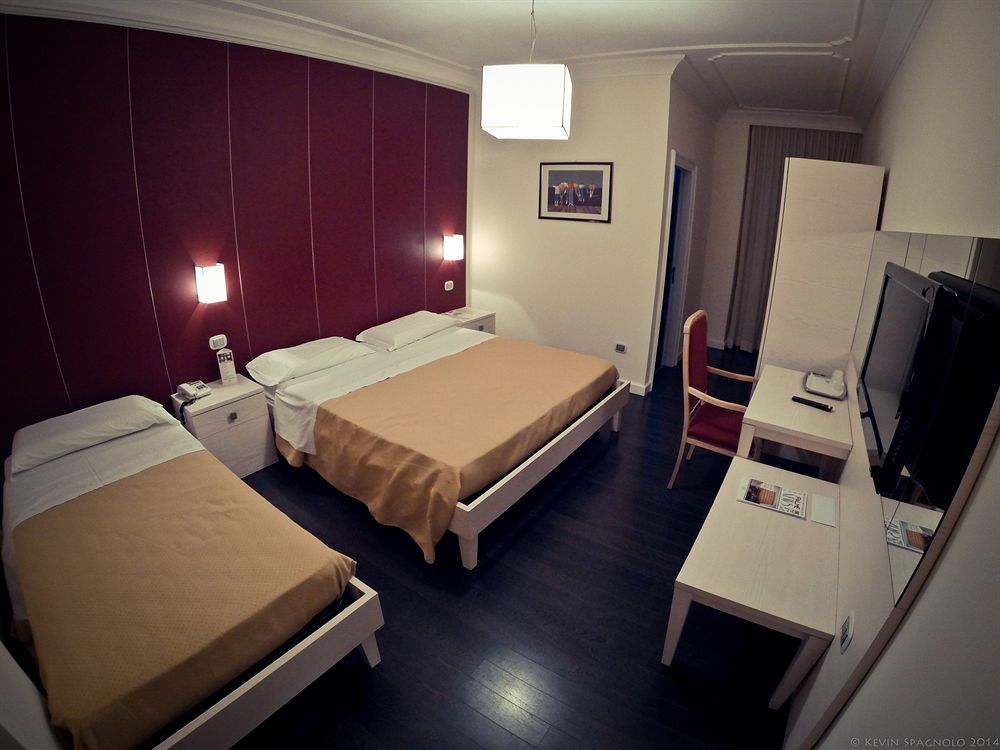 Hotel Delle Palme Lecce Zewnętrze zdjęcie